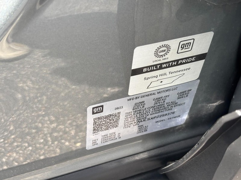 GMC Acadia Vehicle Full-screen Gallery Image 27