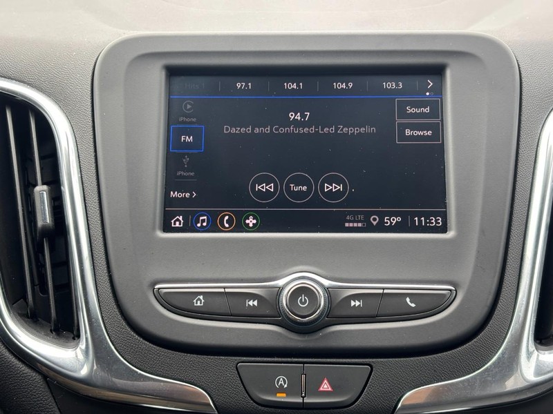 Chevrolet Equinox Vehicle Full-screen Gallery Image 20