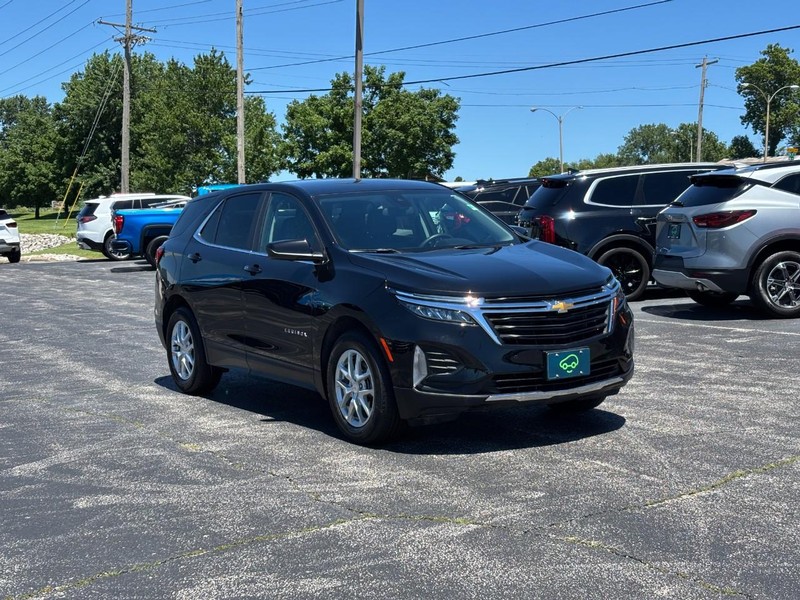Chevrolet Equinox Vehicle Full-screen Gallery Image 7