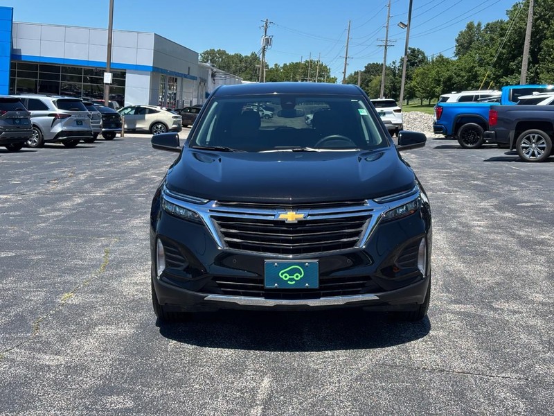 Chevrolet Equinox Vehicle Full-screen Gallery Image 8