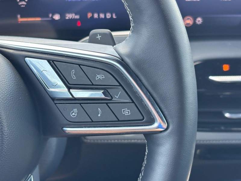 Buick Enclave Vehicle Full-screen Gallery Image 19