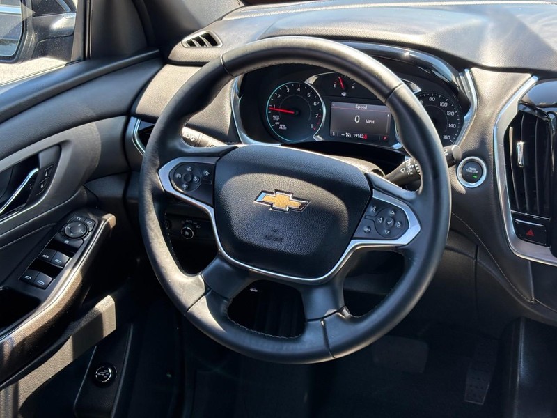 Chevrolet Traverse Vehicle Full-screen Gallery Image 13