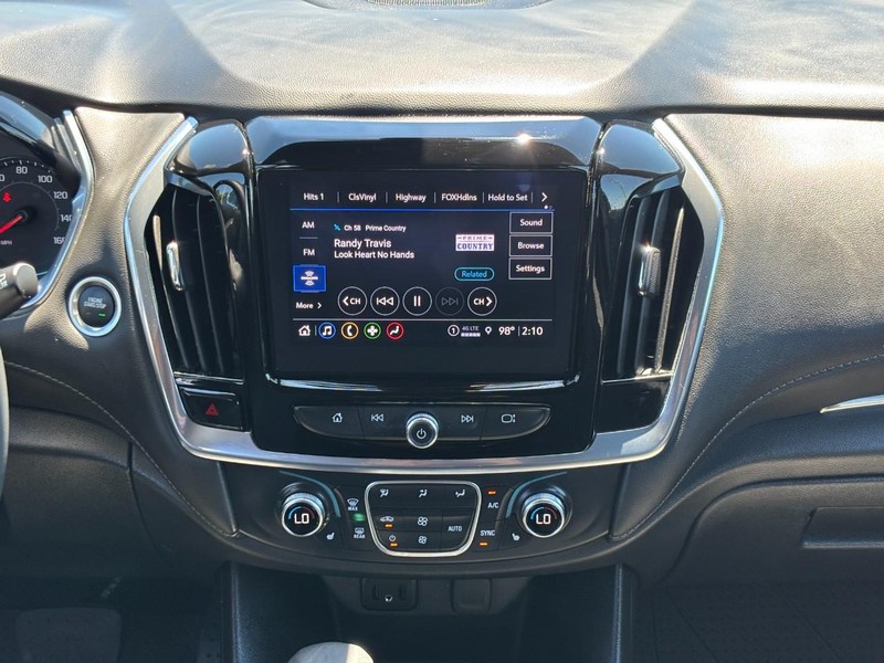 Chevrolet Traverse Vehicle Full-screen Gallery Image 14