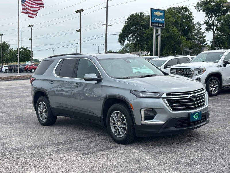 Chevrolet Traverse Vehicle Full-screen Gallery Image 7