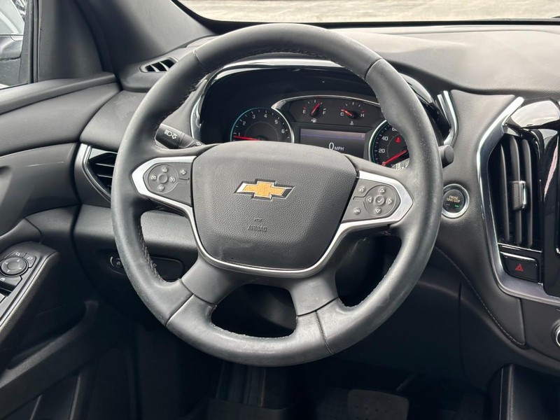 Chevrolet Traverse Vehicle Full-screen Gallery Image 14