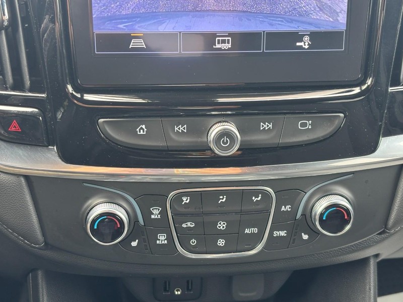 Chevrolet Traverse Vehicle Full-screen Gallery Image 25