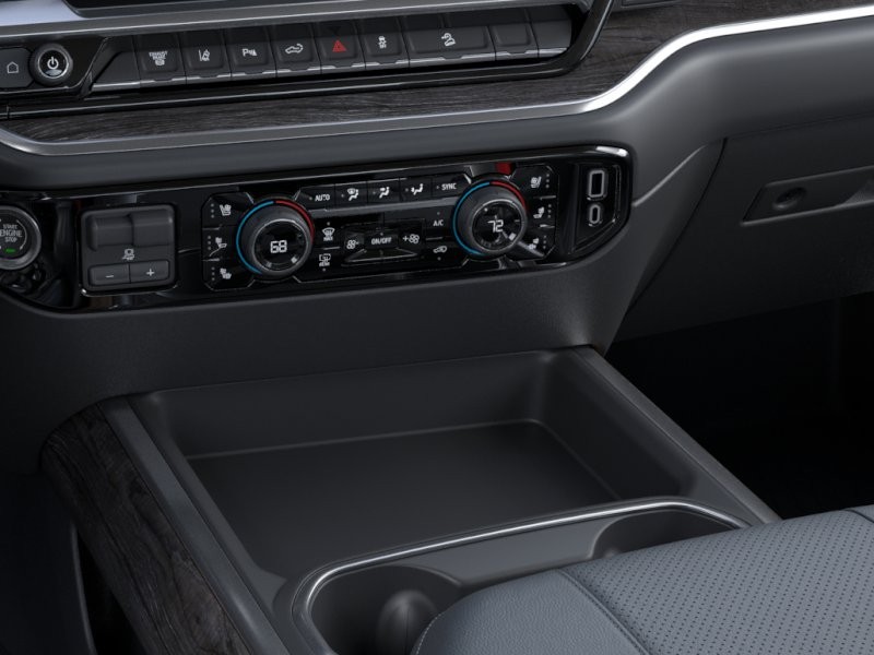 Chevrolet Silverado 2500HD Vehicle Full-screen Gallery Image 23