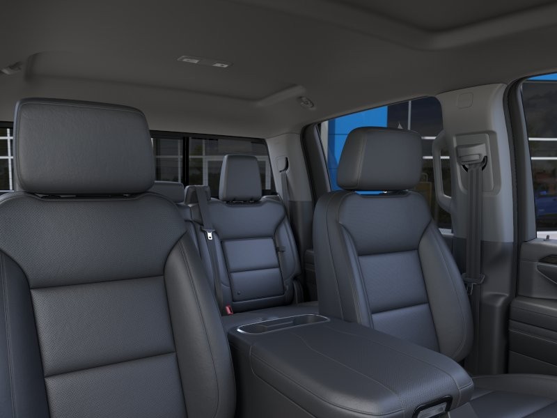 Chevrolet Silverado 2500HD Vehicle Full-screen Gallery Image 24