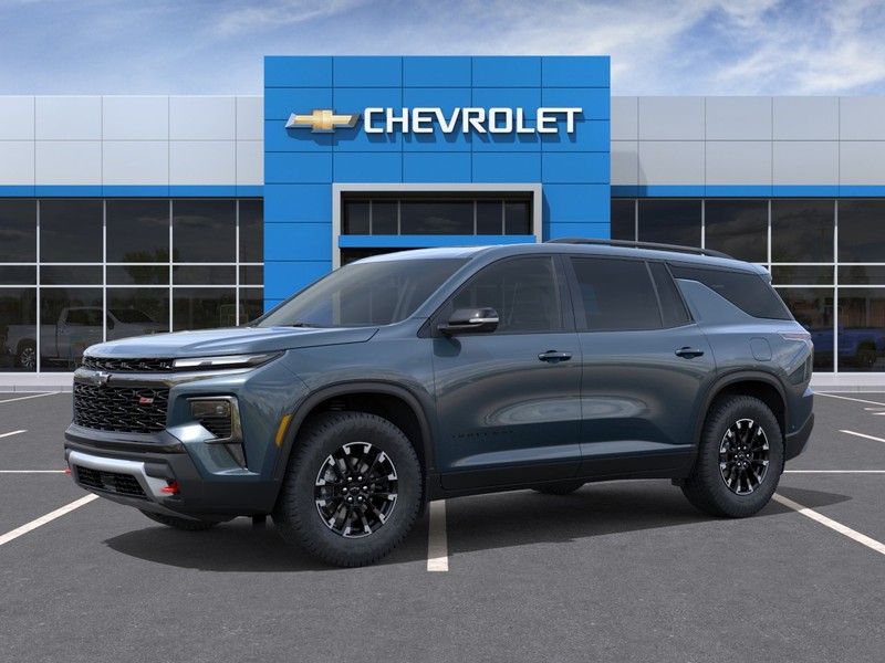 Chevrolet Traverse Vehicle Full-screen Gallery Image 2