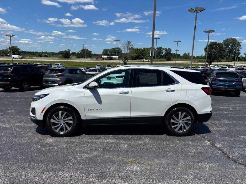 Chevrolet Equinox Vehicle Full-screen Gallery Image 2