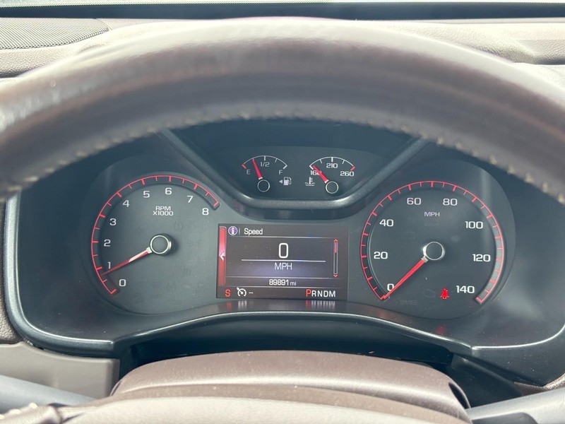 GMC Canyon Vehicle Full-screen Gallery Image 19