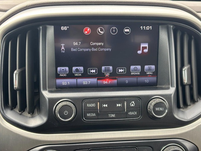 GMC Canyon Vehicle Full-screen Gallery Image 20
