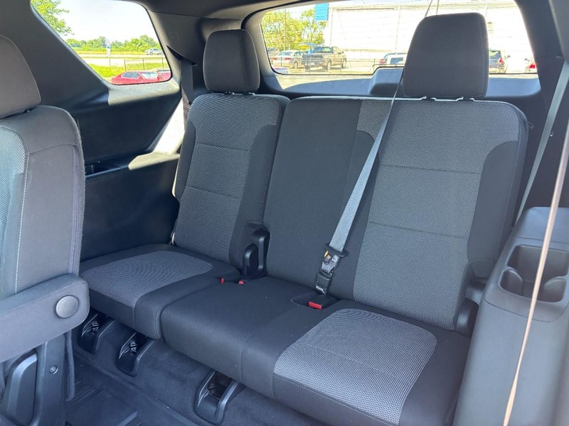 Chevrolet Traverse Vehicle Full-screen Gallery Image 10