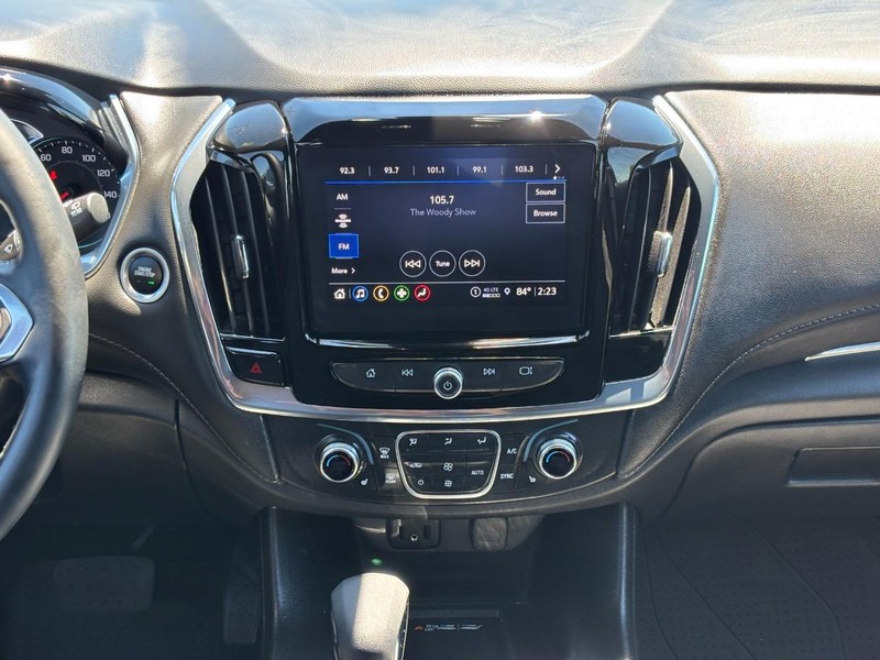 Chevrolet Traverse Vehicle Full-screen Gallery Image 14