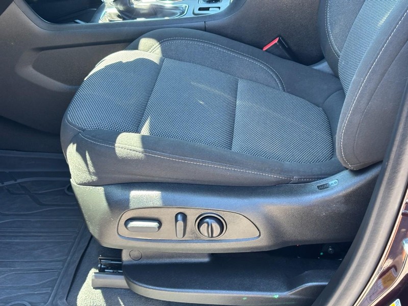 Chevrolet Traverse Vehicle Full-screen Gallery Image 16