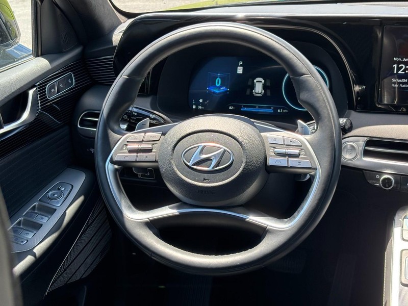 Hyundai Palisade Vehicle Full-screen Gallery Image 14