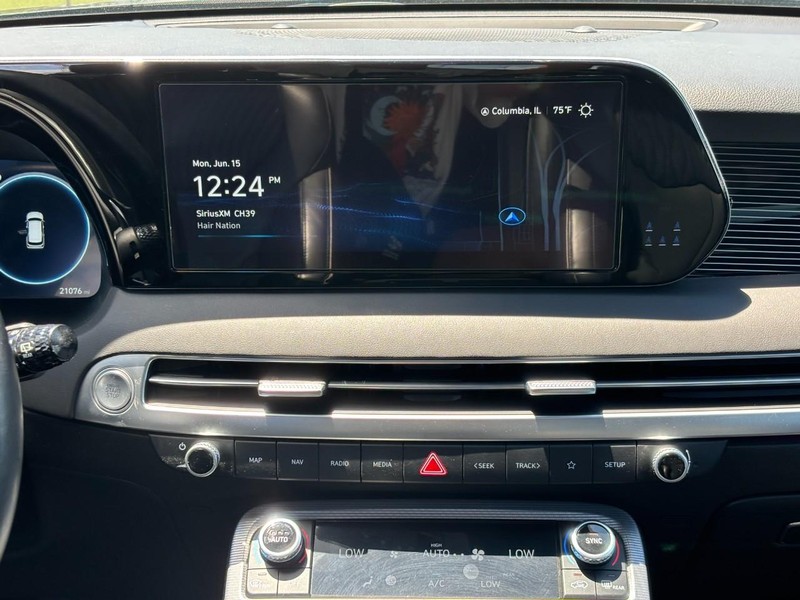 Hyundai Palisade Vehicle Full-screen Gallery Image 15