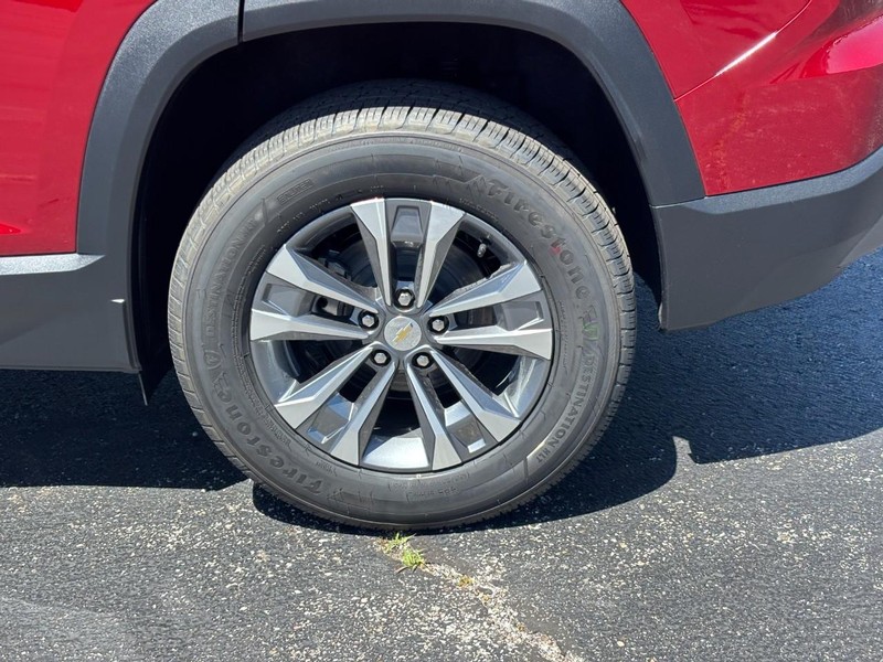 Chevrolet Equinox Vehicle Full-screen Gallery Image 4