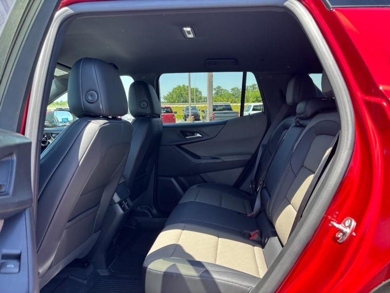 Chevrolet Equinox Vehicle Full-screen Gallery Image 5