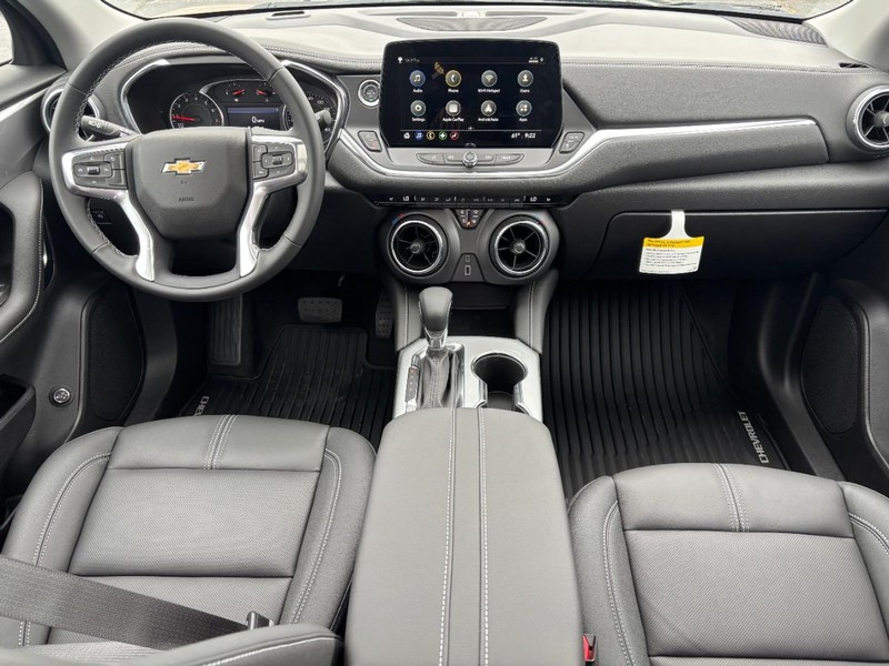Chevrolet Blazer Vehicle Full-screen Gallery Image 6