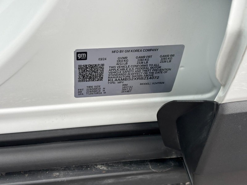 Buick Encore GX Vehicle Full-screen Gallery Image 23