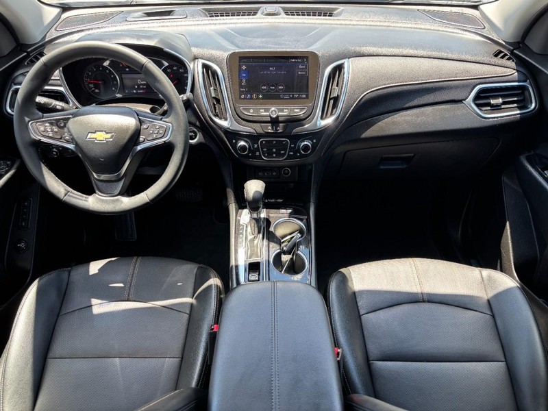 Chevrolet Equinox Vehicle Full-screen Gallery Image 11