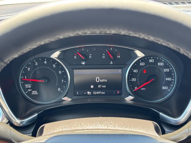 Chevrolet Equinox Vehicle Full-screen Gallery Image 19