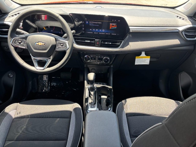 Chevrolet TrailBlazer Vehicle Full-screen Gallery Image 6
