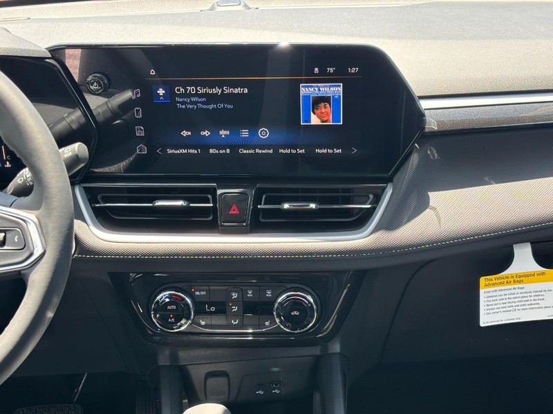 Chevrolet TrailBlazer Vehicle Full-screen Gallery Image 8