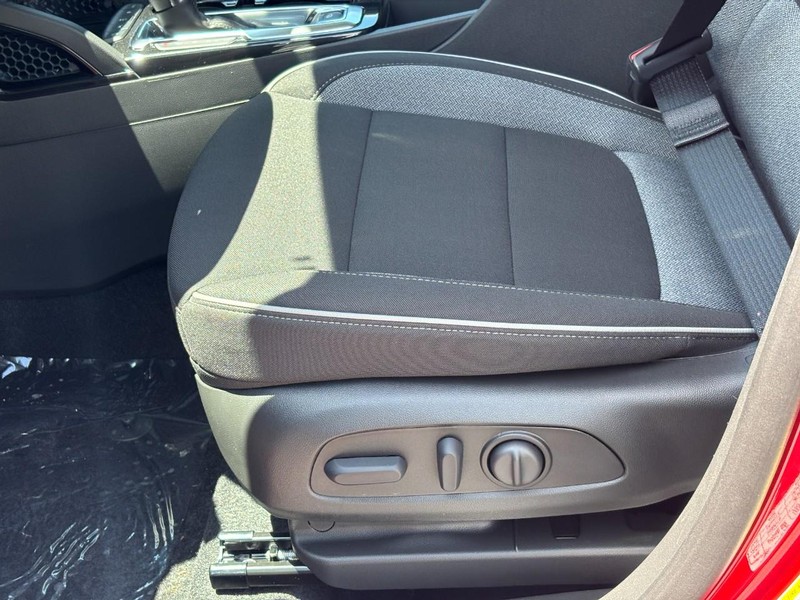 Chevrolet TrailBlazer Vehicle Full-screen Gallery Image 10