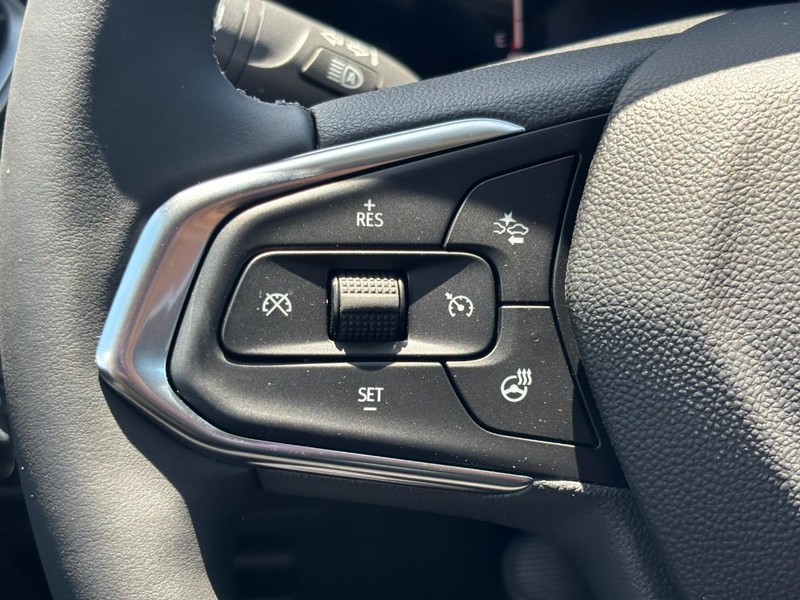 Chevrolet TrailBlazer Vehicle Full-screen Gallery Image 12