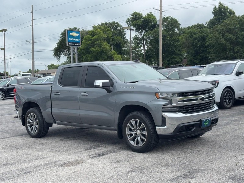 Chevrolet Silverado 1500 Vehicle Full-screen Gallery Image 7