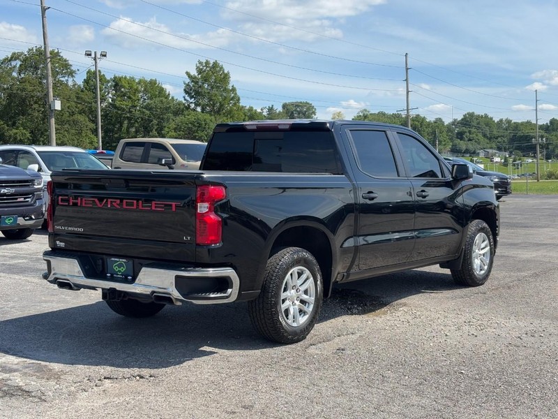 Chevrolet Silverado 1500 Vehicle Full-screen Gallery Image 5