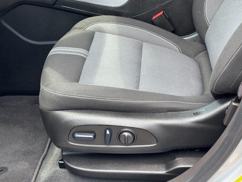 Chevrolet Blazer Vehicle Full-screen Gallery Image 15