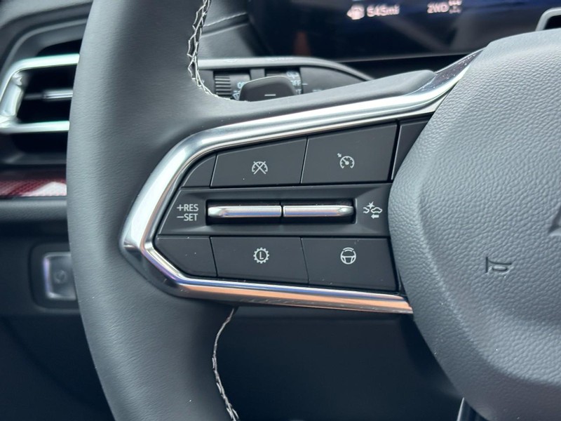 Chevrolet Traverse Vehicle Full-screen Gallery Image 13