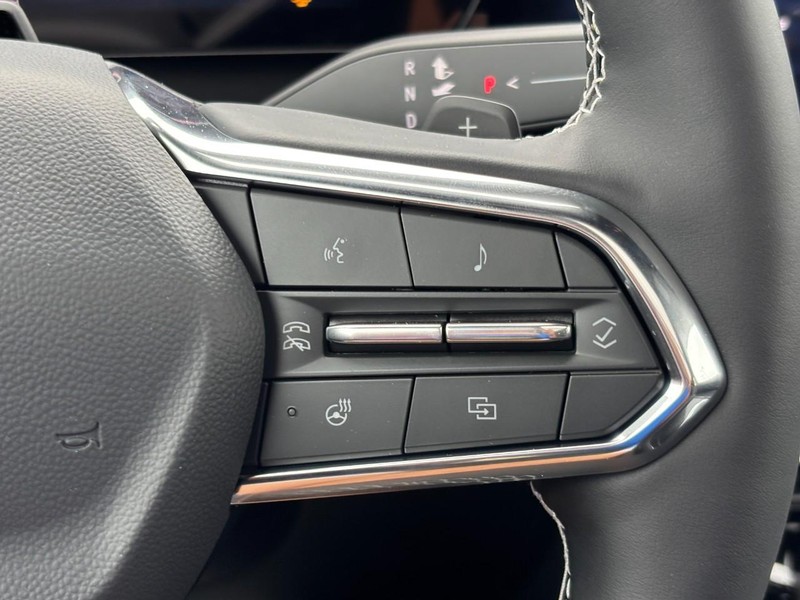 Chevrolet Traverse Vehicle Full-screen Gallery Image 14