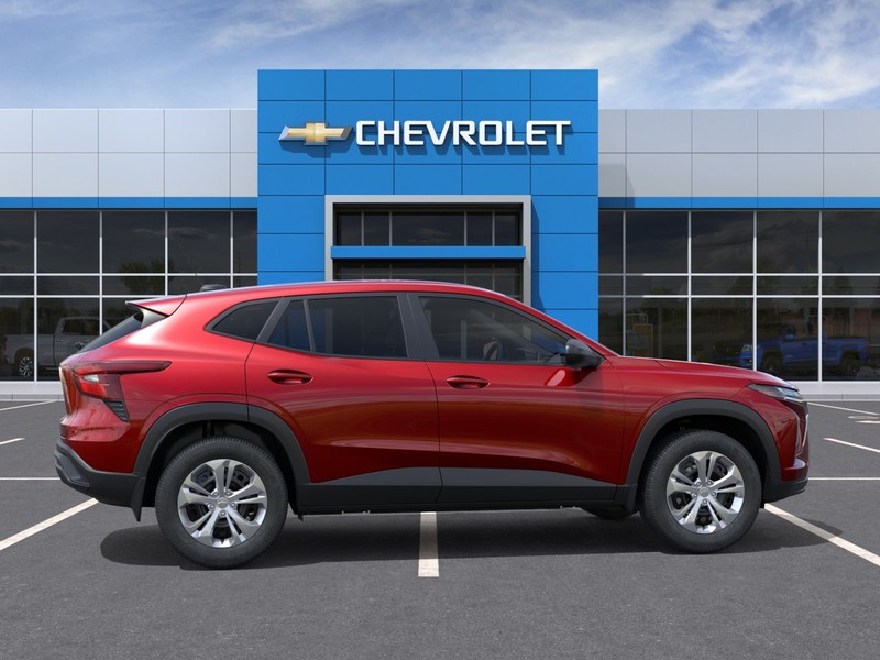 Chevrolet Trax Vehicle Full-screen Gallery Image 5