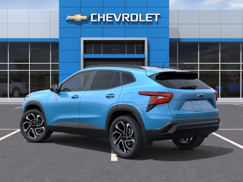 Chevrolet Trax Vehicle Full-screen Gallery Image 3