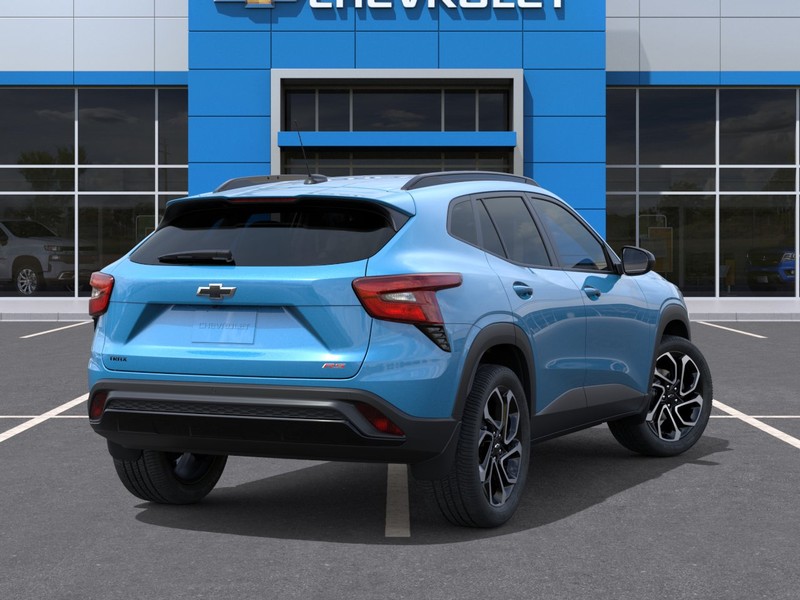 Chevrolet Trax Vehicle Full-screen Gallery Image 4