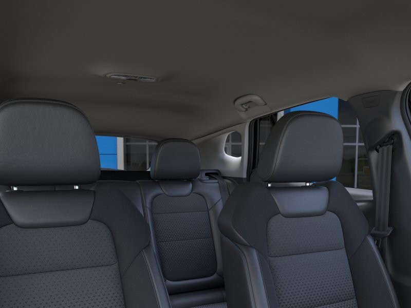 Chevrolet Trax Vehicle Full-screen Gallery Image 24