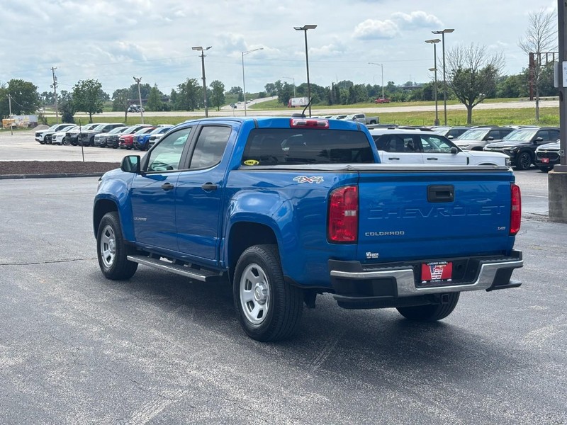 Chevrolet Colorado Vehicle Full-screen Gallery Image 03