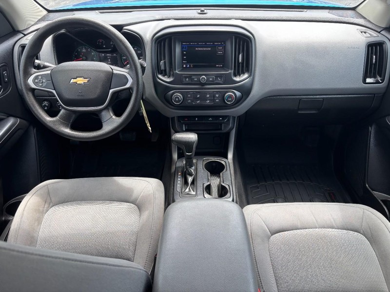 Chevrolet Colorado Vehicle Full-screen Gallery Image 11