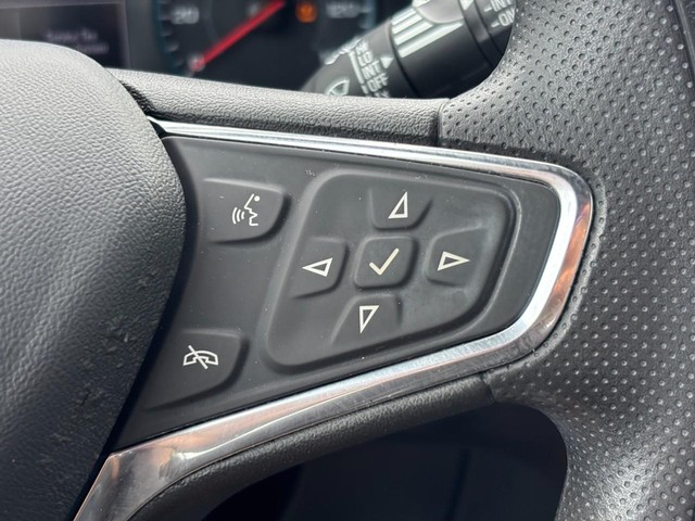 2020 Chevrolet Equinox LS - Photo 18