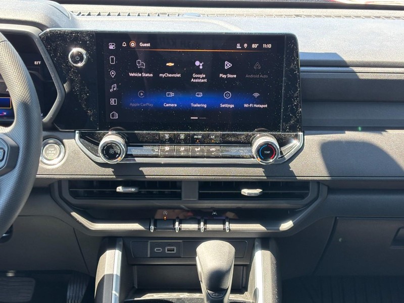 Chevrolet Colorado Vehicle Full-screen Gallery Image 8