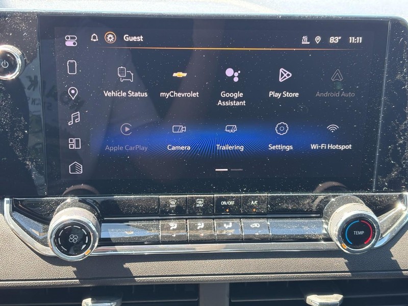 Chevrolet Colorado Vehicle Full-screen Gallery Image 15