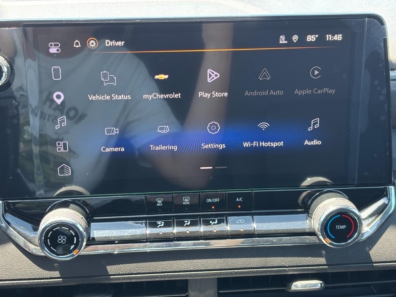 Chevrolet Colorado Vehicle Full-screen Gallery Image 15