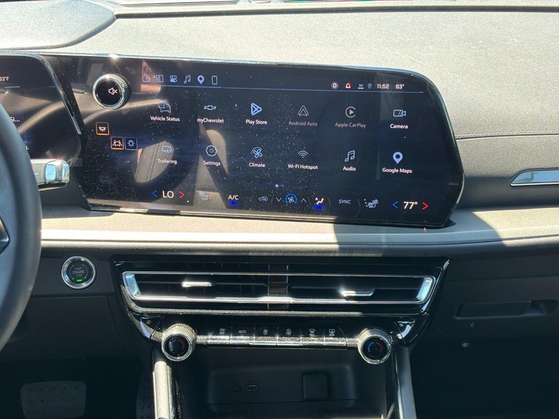 Chevrolet Traverse Vehicle Full-screen Gallery Image 9