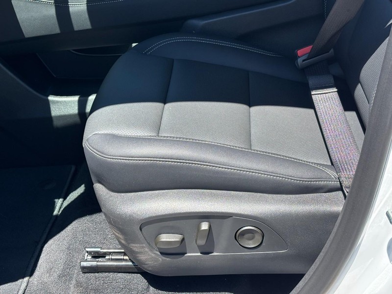 Chevrolet Traverse Vehicle Full-screen Gallery Image 11