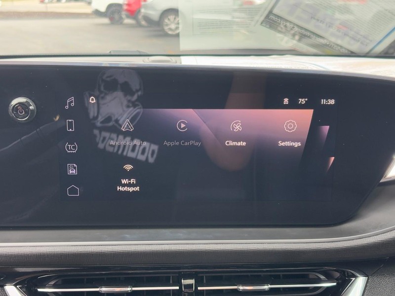 Buick Envista Vehicle Full-screen Gallery Image 21