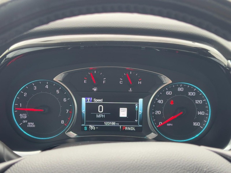 Chevrolet Traverse Vehicle Full-screen Gallery Image 22